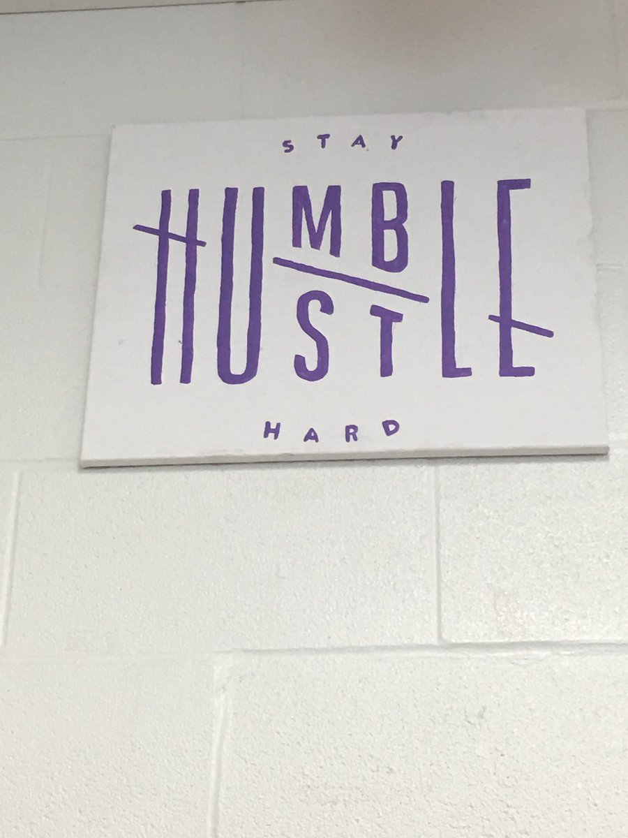 Stockard_ms's tweet photo. And... that's a wrap! Amazing first week of school at The Stockard Middle School @penaraul #flippingtheswitch https://t.co/sjHj7TLcqs