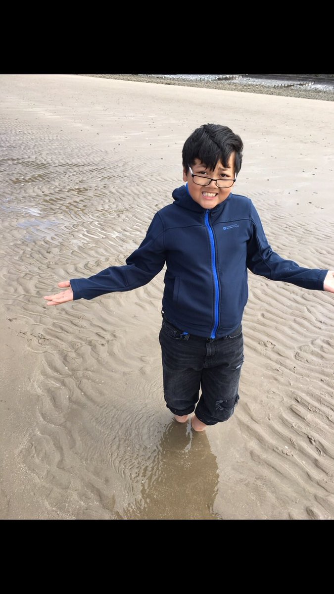 KayFestejo's tweet photo. @StBernsPrimary Brent wants to know how does it feel to be stucked in the quicksand'ish? #JuniorExplorer #exploringLlanfairfechanbeach https://t.co/bPG9b6Nvpn