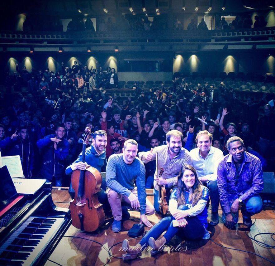 BohemianTrio's tweet photo. Sharing our music with a new generation of Bohemians! #bohemiantrio @NewDocta #newdocta #kidsandmusic https://t.co/CuyeOOCvbT