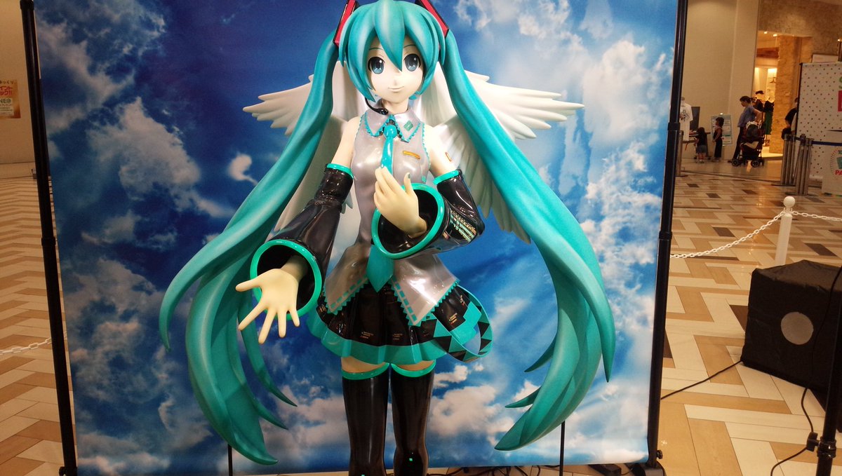 you45624's tweet photo. @woodybuzznaomi ナオミさん☆ダヨハー♬(^_^)/マジカルミライ
楽しんでくださいね♬(*´ω`*)行ってらっしゃい♪(^_^)/ https://t.co/6CGEvxAR83