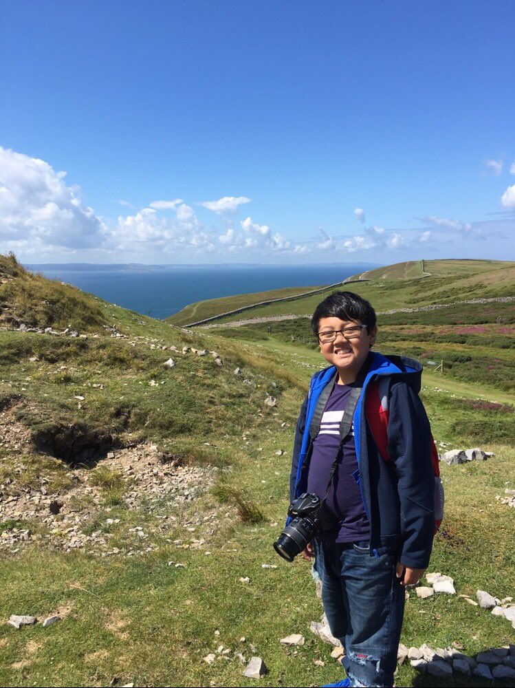 KayFestejo's tweet photo. @StBernsPrimary what an amazing view to practise photography! #JuniorExplorer #JuniorPhotographer #GreatOrme #northwales #naturelover https://t.co/qdtapI8AJB