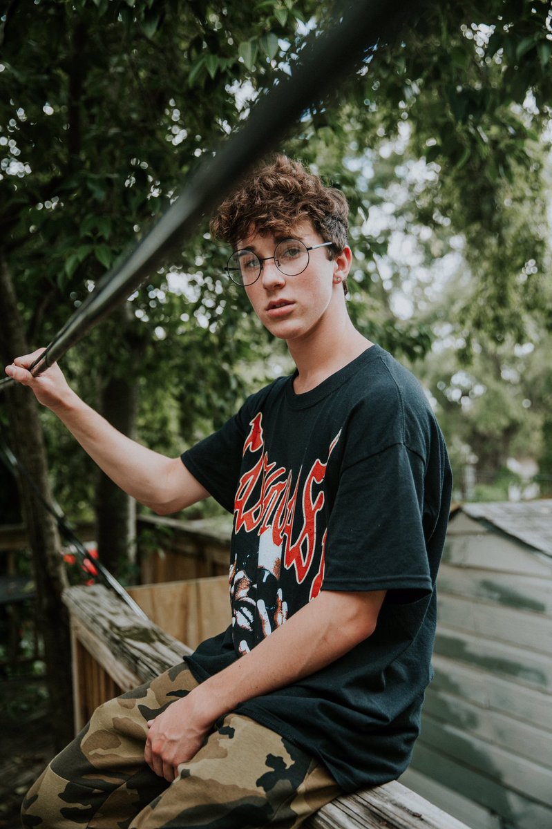 HunterRowland tweet picture