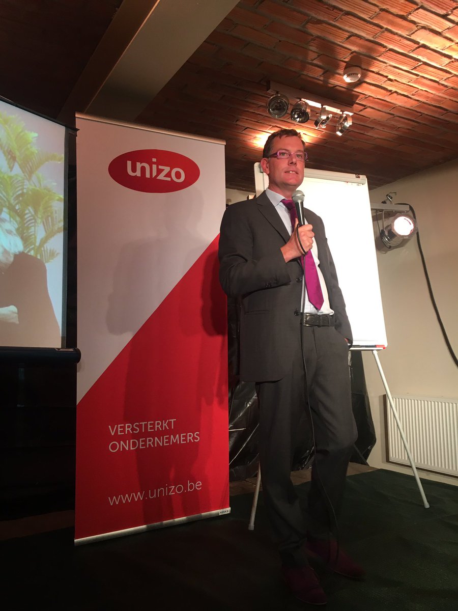 JosVermeiren's tweet photo. Topavond met ludieke twist @HIB_unizo lid #StokerijVanDamme #Balegem @den_arnout @UNIZOvzw @VerstraetenHugo @GeertBourgeois @heritavl https://t.co/IjAXtYNZmc