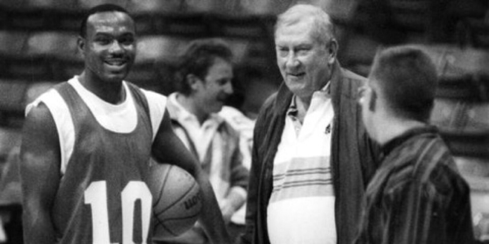 Happy Birthday to one of the greatest Miners of all time, Tim Hardaway! 