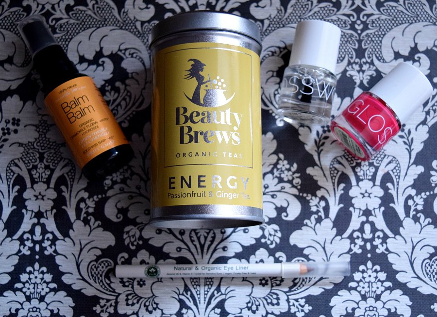 JustEmmaBlog's tweet image. My @Love_Lula August #beautybox #review is up - justemma.co.uk/2017/08/the-lo… #crueltyfreebeauty @BloggerBees