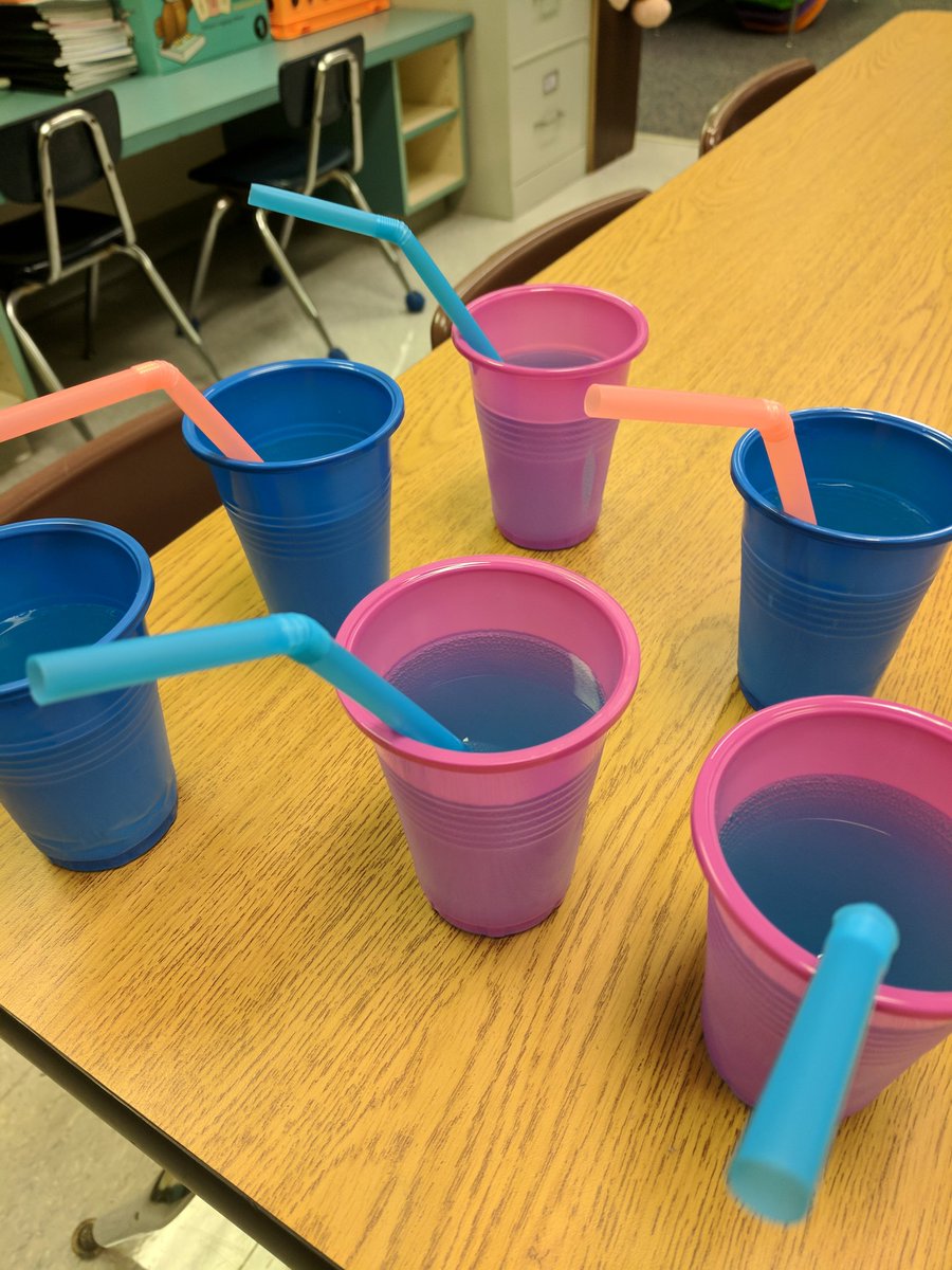 MrsRsClass1's tweet photo. Jitter Juice is yummy to our tummy😁 #firstdayofschool  #firstdayjitters https://t.co/GKVYKPEBEi