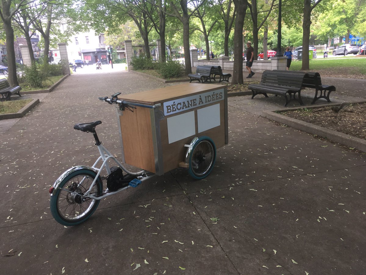 BecaneIdees's tweet photo. Je me suis fait une beauté avant d'aller rencontrer les citoyens de #SaintLéonard ce samedi au parc Wilfrid-Bastien! #375mtl https://t.co/WfOKR9xxHy