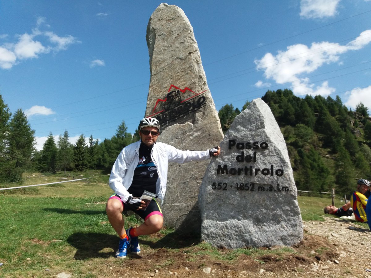 juanansb's tweet photo. Disfrutando de la bicicleta en #bormio, #PassoDelloStelvio , #mortirolo https://t.co/OvmqCUHiGt