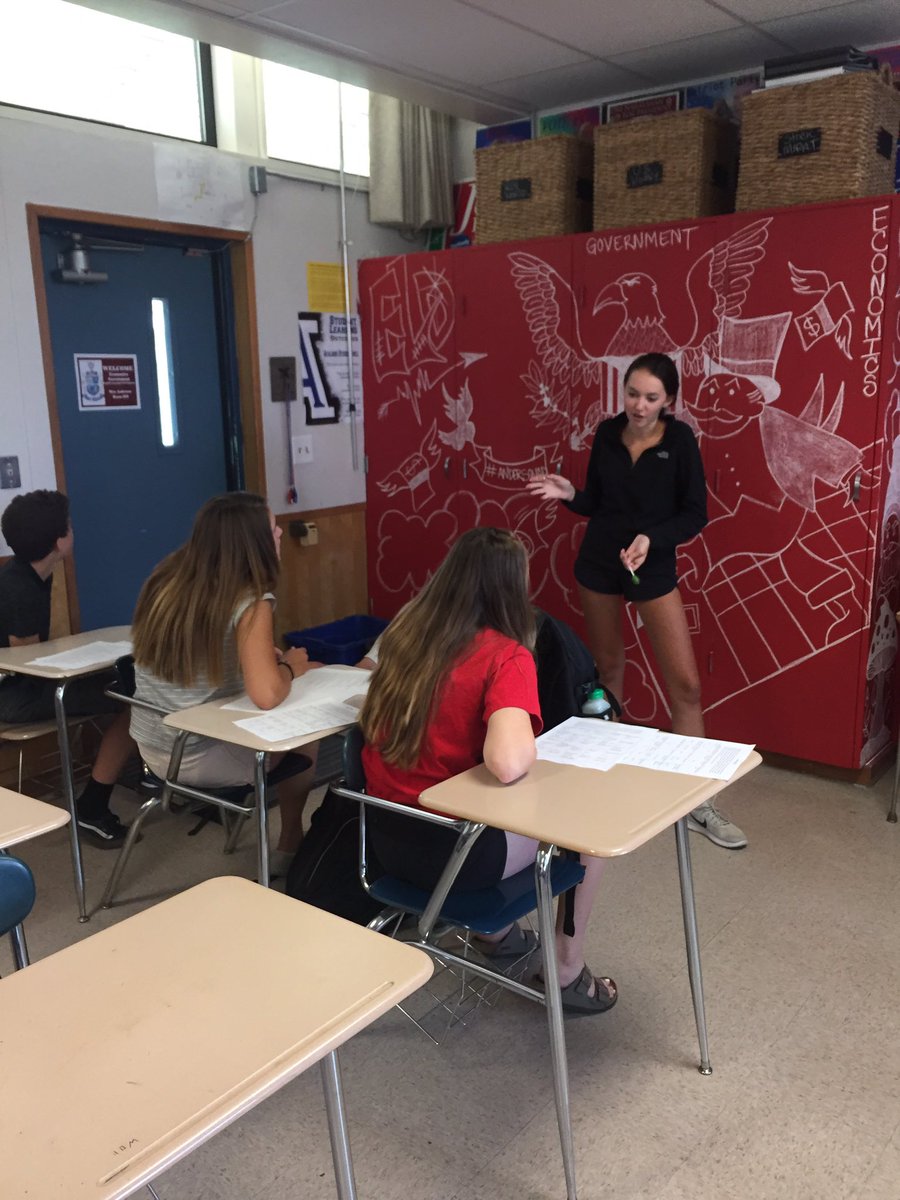 andersquad's tweet photo. Freshman seminar huge success! Thank you new crew leaders! #ahs #andersquad https://t.co/mVx0InUHnQ