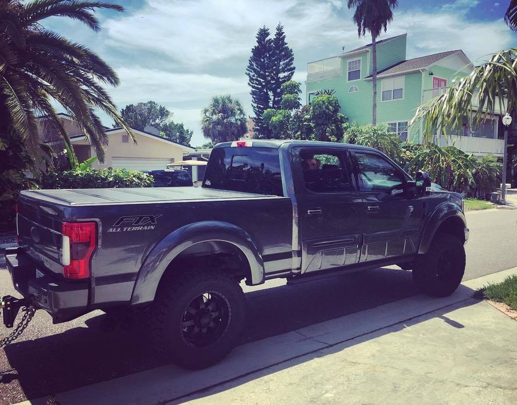 south_do's tweet photo. Can you spot the stowaway?
#ford #f250 #tuscany #ftx #diesel #labradorretriever #redingtonshores https://t.co/0szNE4sKwc https://t.co/Fq7hBtntoi