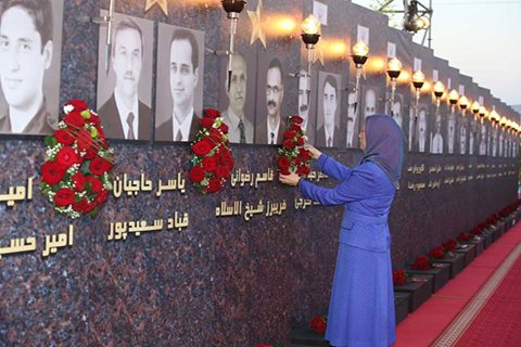 minafathi97's tweet photo. مراسم دهم شهريور با حضور #مريم_رجوي وشخصيت هاي برجسته در #آلباني
درود بر شهداي اين مسير https://t.co/GgJ67G93ar