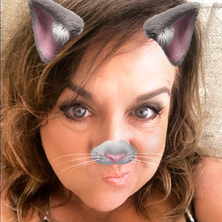 ClareEPLS's tweet image. Linked my #12month #postbreakup #post to @HonestMum easypeasy-lemonsqueezy.co.uk/so-its-a-year-… #brillblogpost #divorce #seperation #easypeasylemonsqueezy #blog