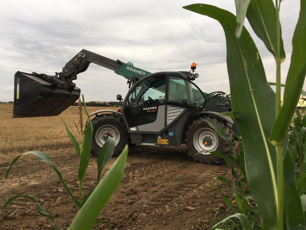 DoubledayGroup's tweet photo. Some great shots of the Kramer demonstrator working in Lincolnshire this week take the title #PhotosOfTheWeek #ThatFridayFeeling https://t.co/Zg7YxlwkBQ