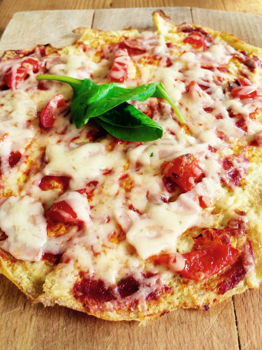 BronwenJones76's tweet photo. Eggcellence Pizza https://t.co/5fnTbrRY7w https://t.co/mQ6I4i7exq