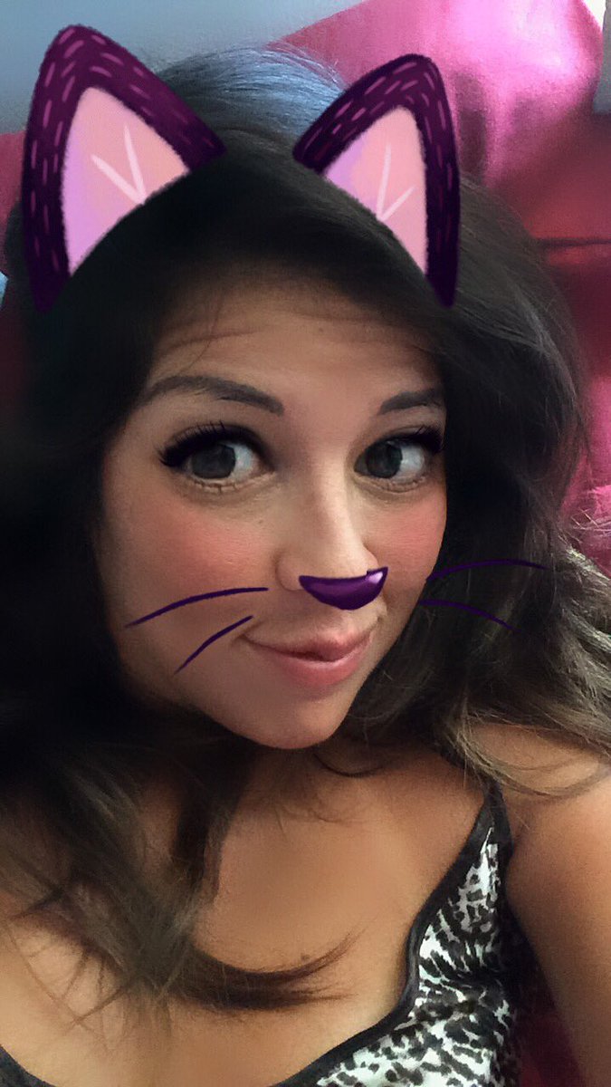 Claudixisabelit's tweet photo. Buenos días gaticos!!!!miauuuuu! https://t.co/mjCJgeduLC