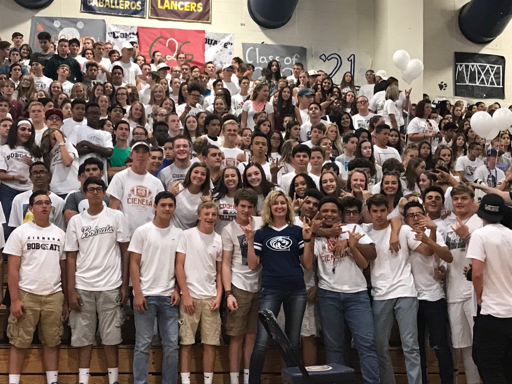 CienegaBobcats's tweet image. Class of 2021! #BobcatNation #BobcatSpirit #FirstAssembly