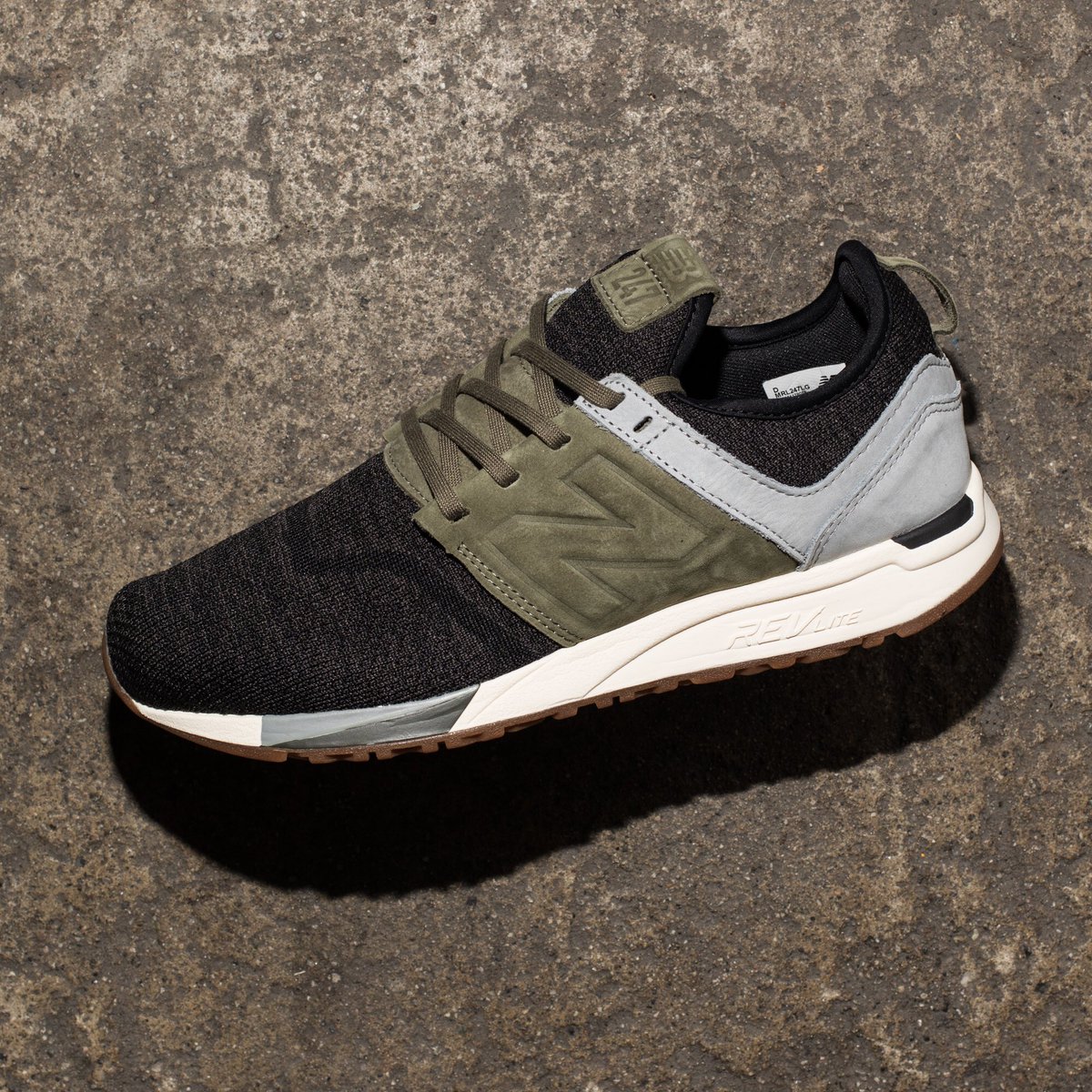 UNDEFEATED on Twitter: "New Balance 247 "Black/Olive" // Available now at  Select Undefeated Chapter Stores and https://t.co/rPhV7ZP2Fc  https://t.co/3rQDuPgShu" / Twitter