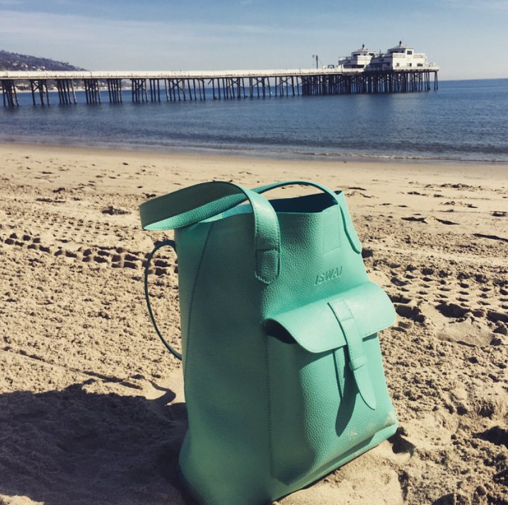 Many items on site are over 70% off when you use code AUGUST50! Happy Friday and happy shopping! 🎉 iswai.com