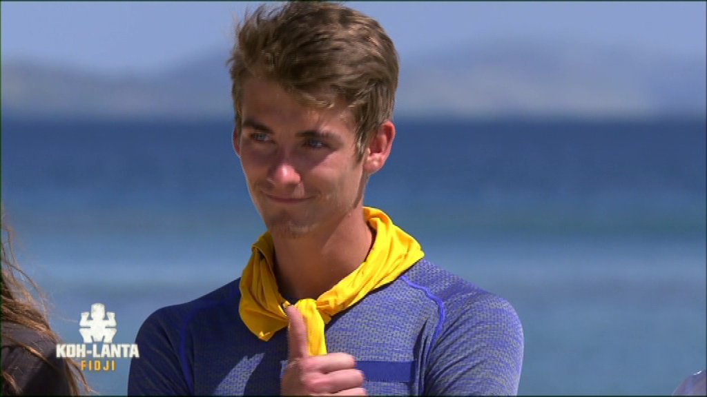 KohLantaTF1's tweet photo. Romain choisi Thomas pour se rendre au Paradis perdu, ils vont devoir allier leur forces pour trouver le premier coffre ! #KohLanta https://t.co/5Qylc9oBv3