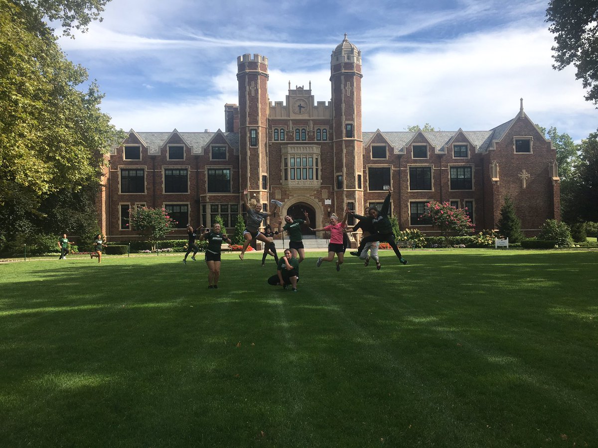 theeninja_11's tweet photo. #wagsoftball #seahawkchallenge @WagnerSoftball #mainhall https://t.co/bAN54rdMww