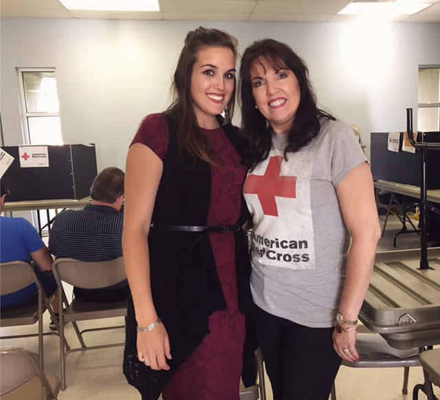 Edcor's tweet photo. #Edcor is proud of our caring employee for volunteering at the local Blood Drive #helpsavelives #RedCross https://t.co/3OMwj9gQNu