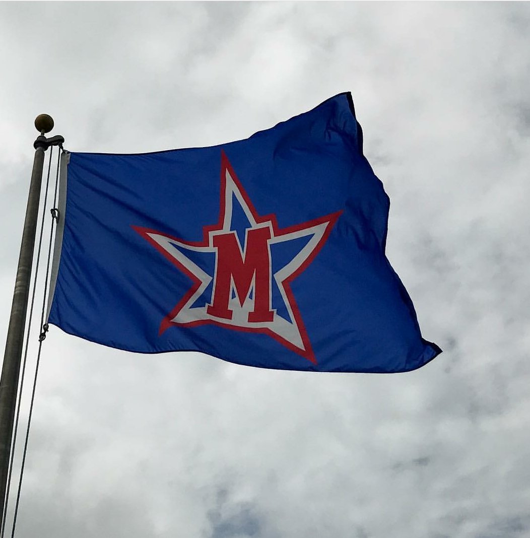 MHSTitans's tweet photo. Let those MHS colors fly high! #titanproud #blueredwhite https://t.co/hoJLBZ1pUP
