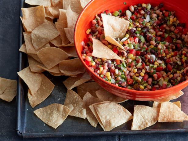 bartendo_'s tweet photo. 6 No-Fuss, Portable Sides to Bring to This Weekend’s Labor Day Celebration https://t.co/UbeM4n8puv https://t.co/XL5445QHwR