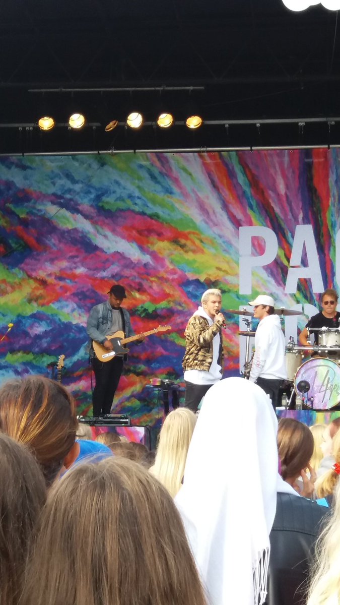 Tina_AM_'s tweet image. @PagefourDenmark Taaaak for fed koncert til Arla Foodfest, totalt værd at rejse helt fra Nordjylland for 🔥🙌