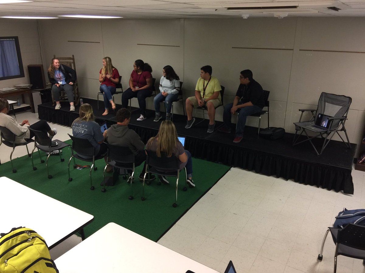 Studio113_EHHS's tweet photo. More from today's "Front Porch" interactive/discussion structure. #edchat https://t.co/CGCcAWq6Kr
