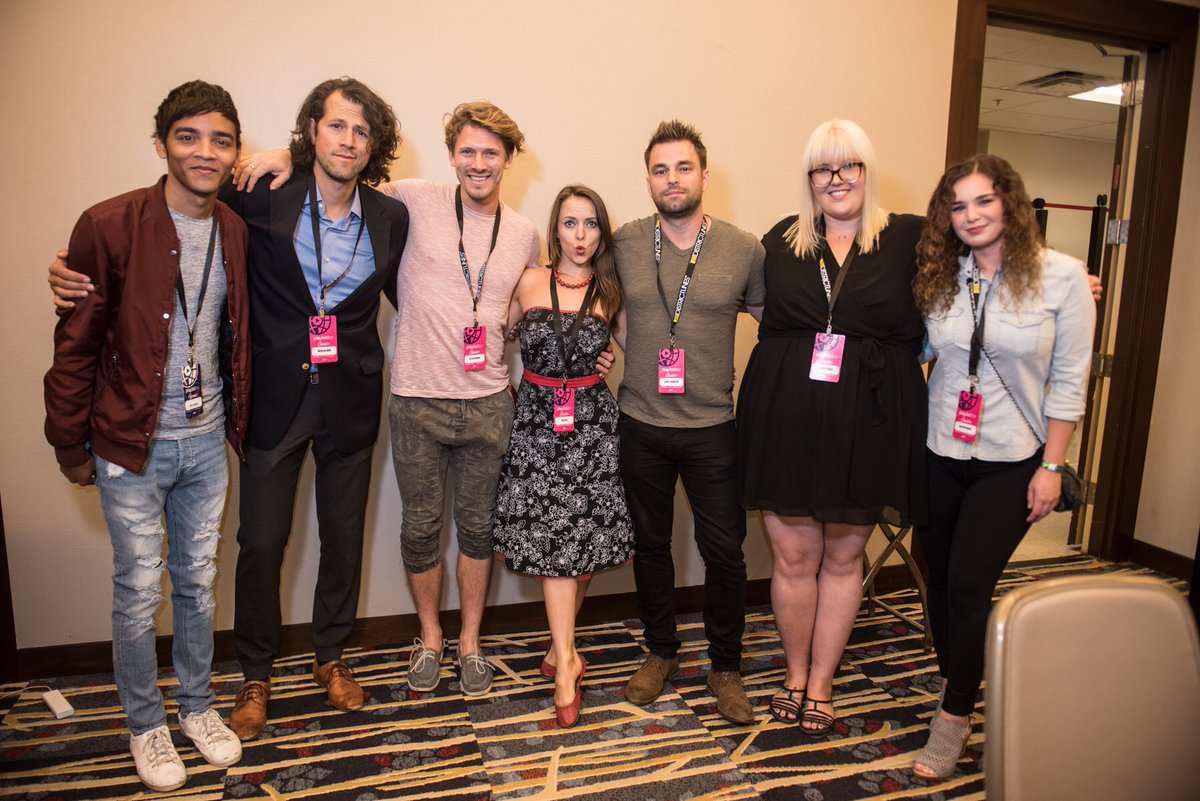 Playlist Live 🌐 tweet media