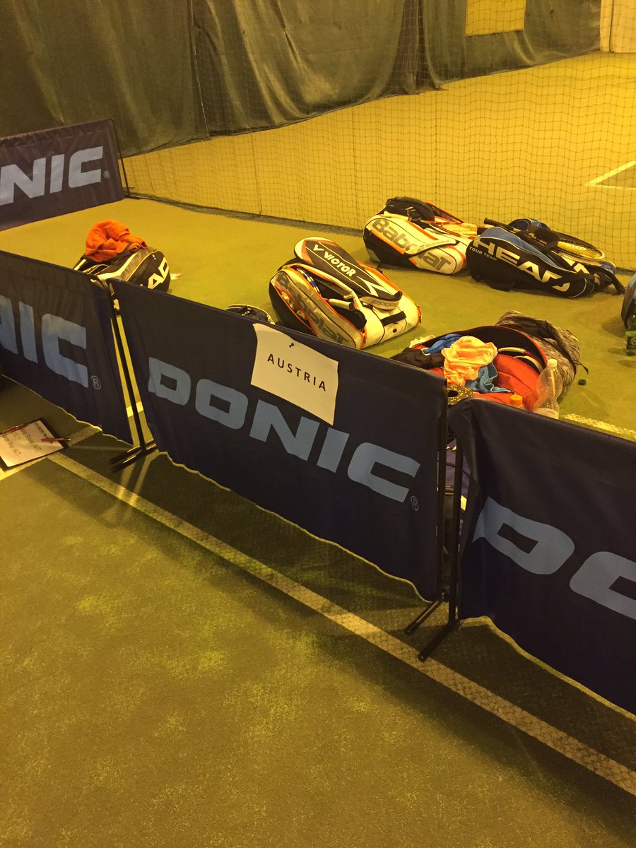rayjordan81's tweet photo. Apparently only the Austrians are allowed bag drop. Terrible organisation @UKracketlon @JohnnyBispham #racketlon #bias #poorhosting https://t.co/PtBvUgRioh