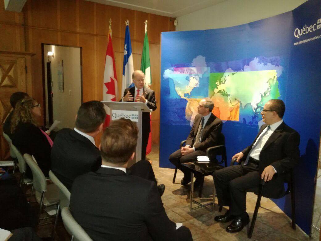 Nous remercions la présence de M <a href="/Raymond_Bachand/">Raymond Bachand</a> à la Table Ronde "Le Mexique et l'ALENA" organisée par la DGQM! <a href="/MRIF_Quebec/">Relations internationales du Québec</a> #TLCAN #QcMx
