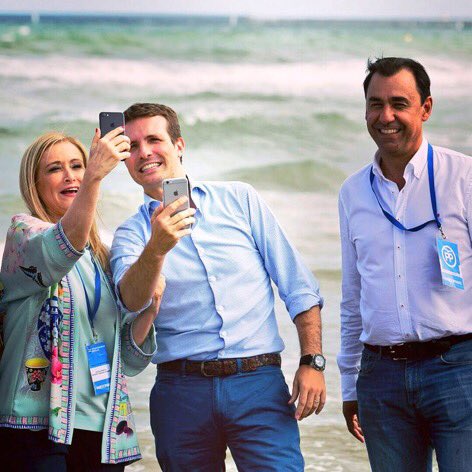 grancocolio's tweet photo. ¿Sabrá el Partido Popular que muchos millones de españoles no verán la playa este año xq no tienen para comer?
                  DAIS ASCO 🤢 https://t.co/MHZLa4tiLB