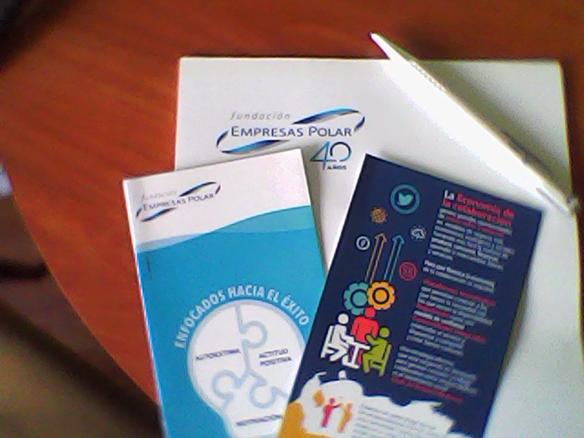 Larepaweb's tweet photo. Excelente experiencia en el 1er encuentro #AtreveteAEmprender de la mano de #FundacionPolar y #EscueladeEmprendedoresChacao #AwGroupAprende https://t.co/6dT4S03lej