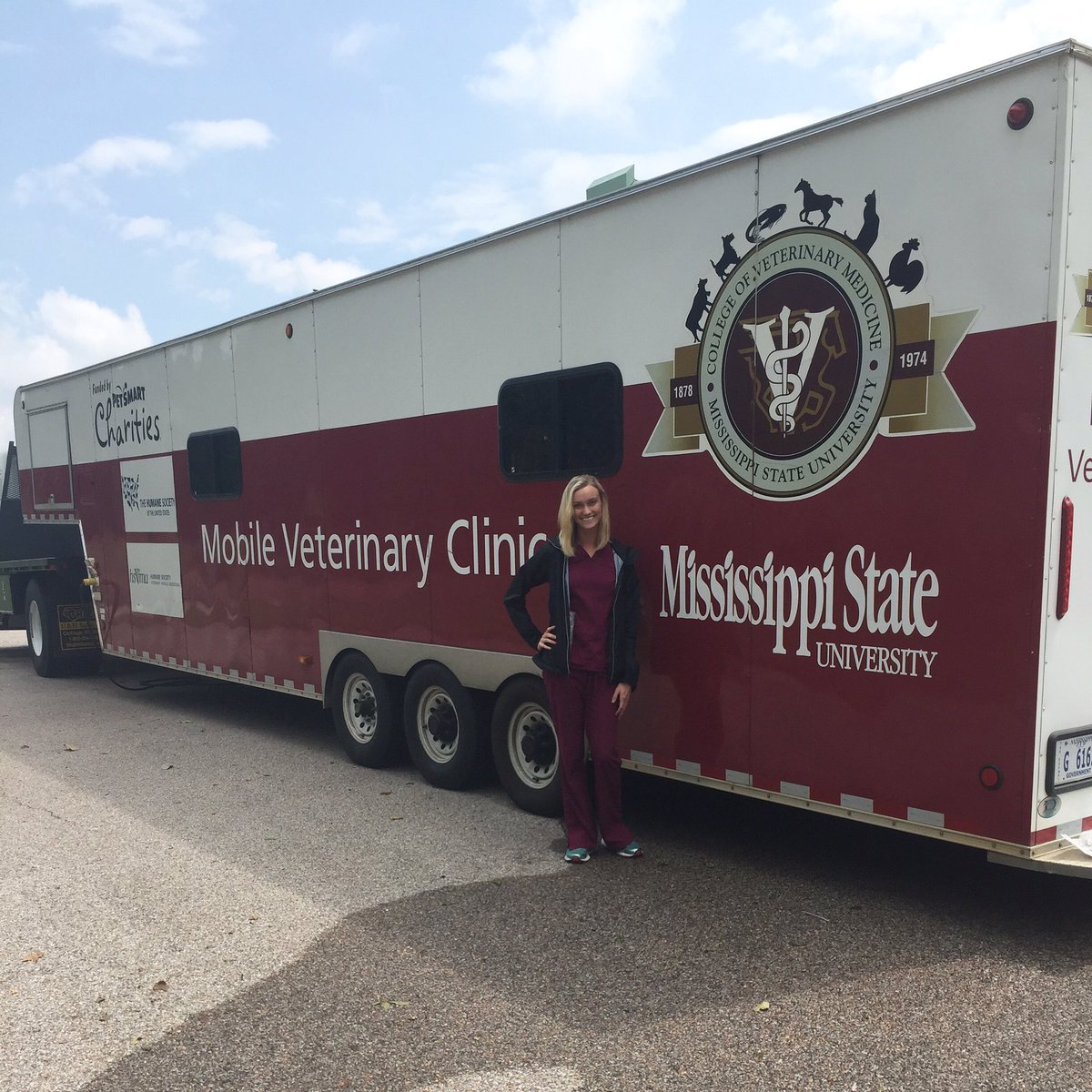 kris10chantay's tweet photo. Two weeks, fifty surgeries, and seven hundred and sixteen miles later, I think it's safe to say I can spay and neuter just about anything. 😂 https://t.co/R692cg7uXJ