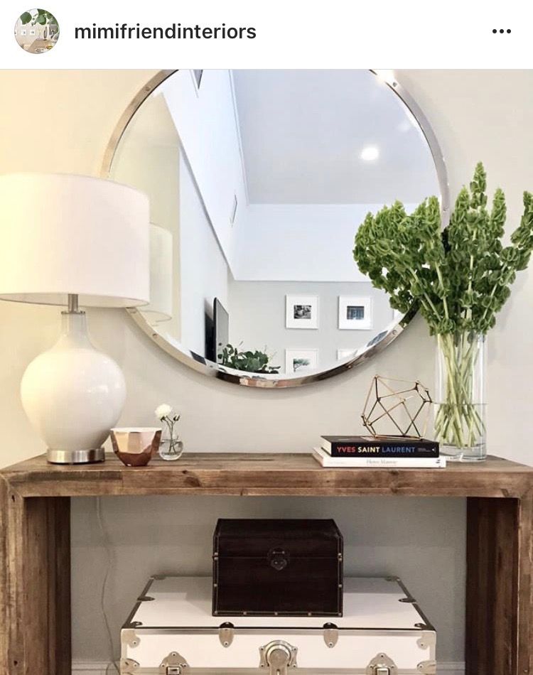 Field_OfFlowers's tweet photo. Thanks Mimi Friend Interiors for displaying Friday's Featured Flower so well!! Bells of Ireland - They don't actually grow in Ireland. https://t.co/Eii7yBD1AF