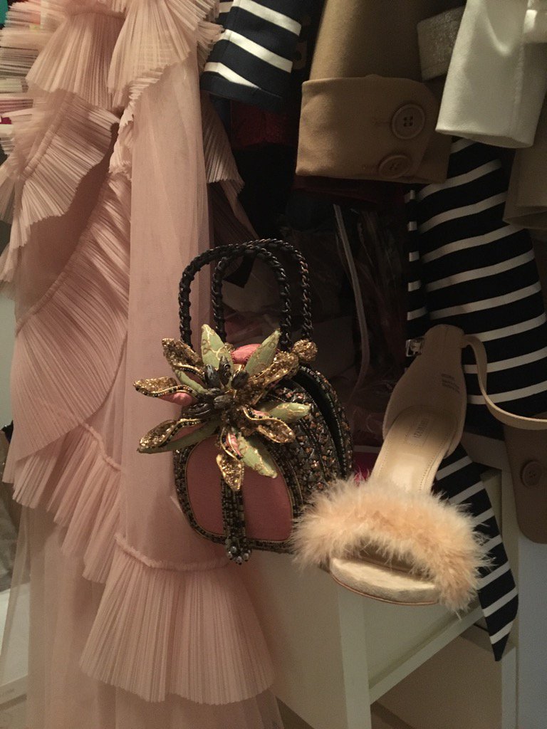 PaulaMaier3's tweet photo. Party clothes are getting assembled. #LetTheBirthdayFunBegin https://t.co/AB268UWfDB