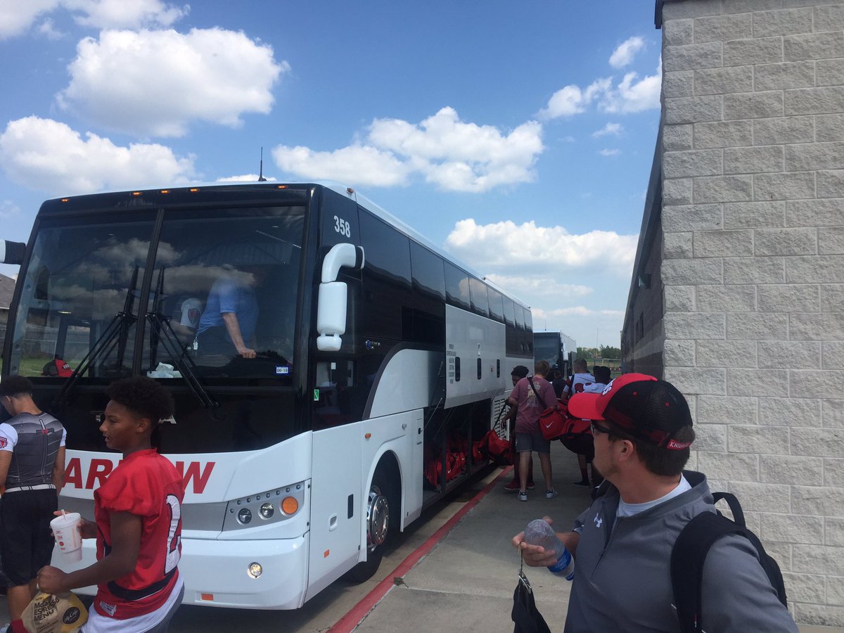 HHKnights_FB's tweet photo. Load the bus! https://t.co/9Cg5gZf02E