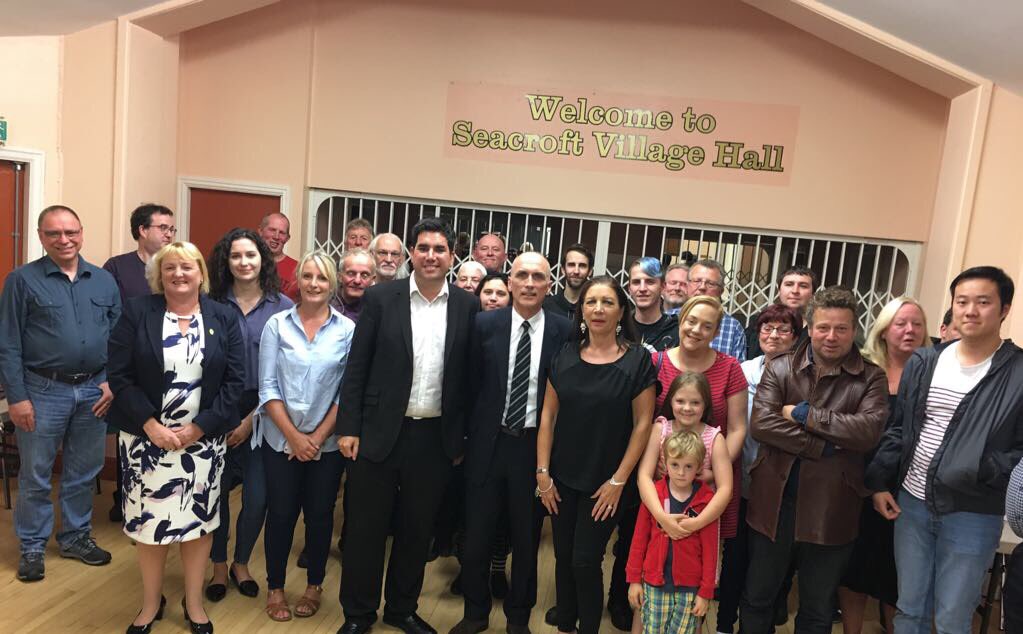 Great monthly meeting of <a href="/EastLeedsLabour/">East Leeds Labour</a> members in Seacroft tonight with the ever inspiring <a href="/DerbyChrisW/">Chris Williamson</a> as our special guest speaker.
