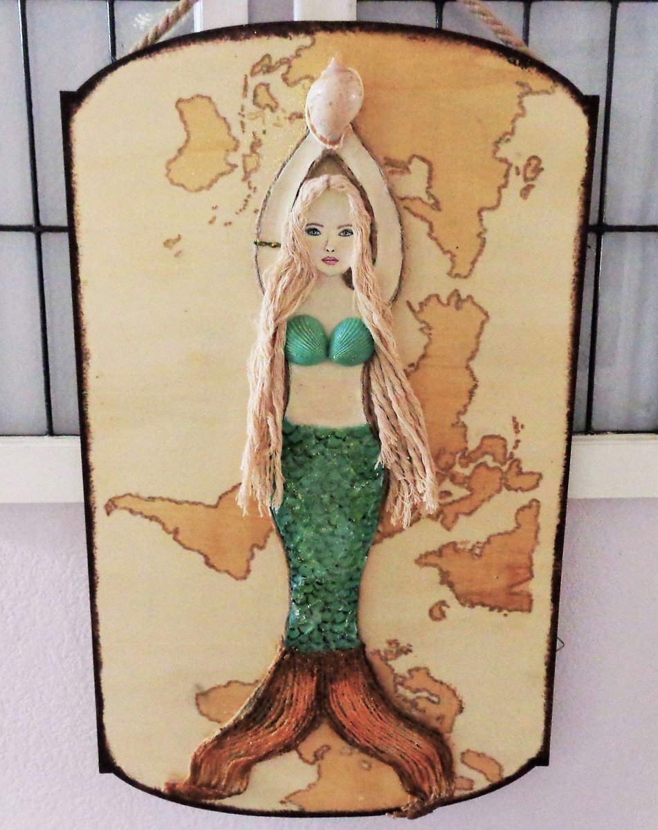 AunaKaty's tweet photo. Yellow Mermaid Map Art #mixedmedia #mermaidart #nauticalmap #beachcottage #coastaldecor
https://t.co/nHSl31eT9L https://t.co/znwuLRy6zJ