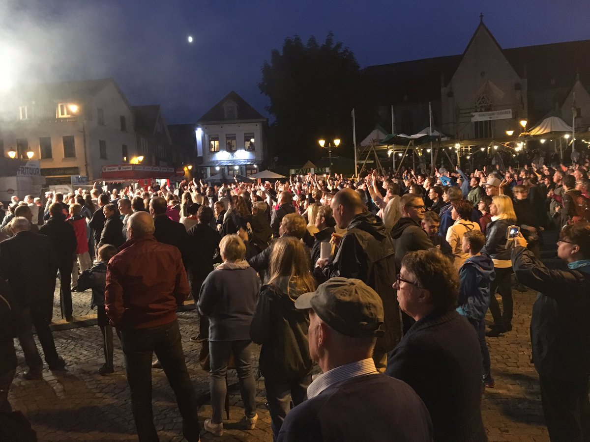 keesbos1's tweet photo. Dorpsfeest Tervuren #heetervuren. https://t.co/NCPXMCULyZ