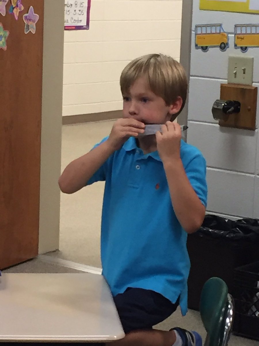 STEMSusanC's tweet photo. @TGScottElem @monroe_schools Great #SteamLesson today! They engineered kazoos! https://t.co/SDoTlNT3lz