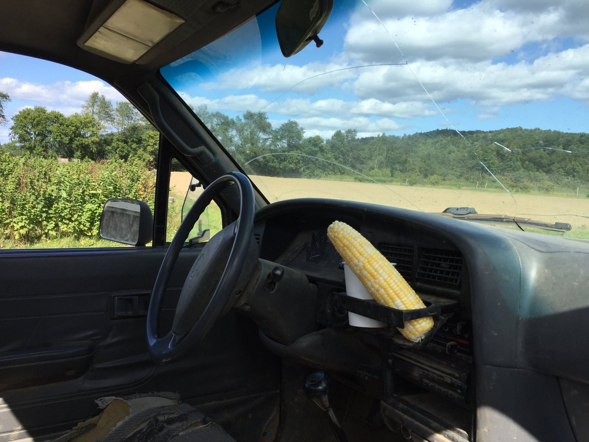 RustMines's tweet photo. Today was a good day. #farmlife #hoelife #notmycorn https://t.co/1tVfQNs2ZE
