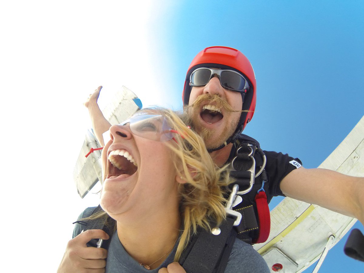 DZONESkydiving's tweet photo. Such a cool shot @DZONESkydiving with the #SilverBullet in the background
#FeelTheFreedom #DZONE #skydiving #tandem #datstachedoh #bigsmiles https://t.co/Im3RshvVuu