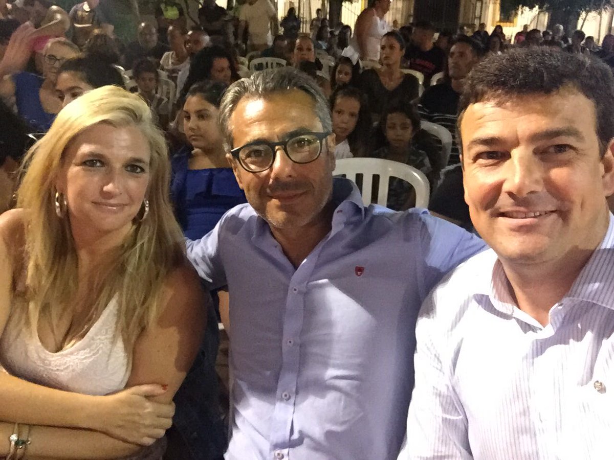 .<a href="/jedmolina/">j eduardo</a> y <a href="/garrepopular/">Cristóbal Garre</a> asisten a la verbena de El Ángel y a la elección de sus reinas.