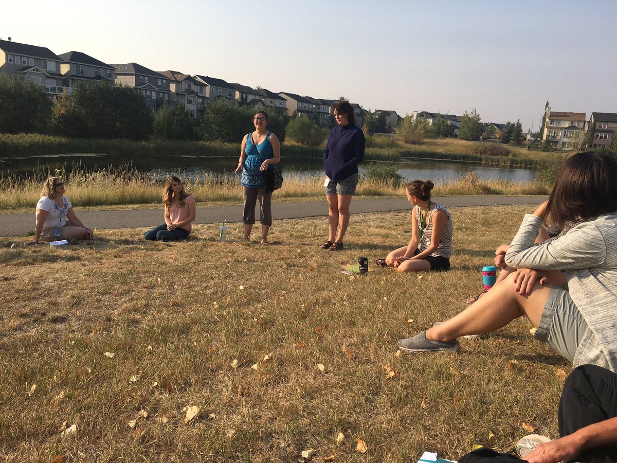 Anne Daniel tweet media