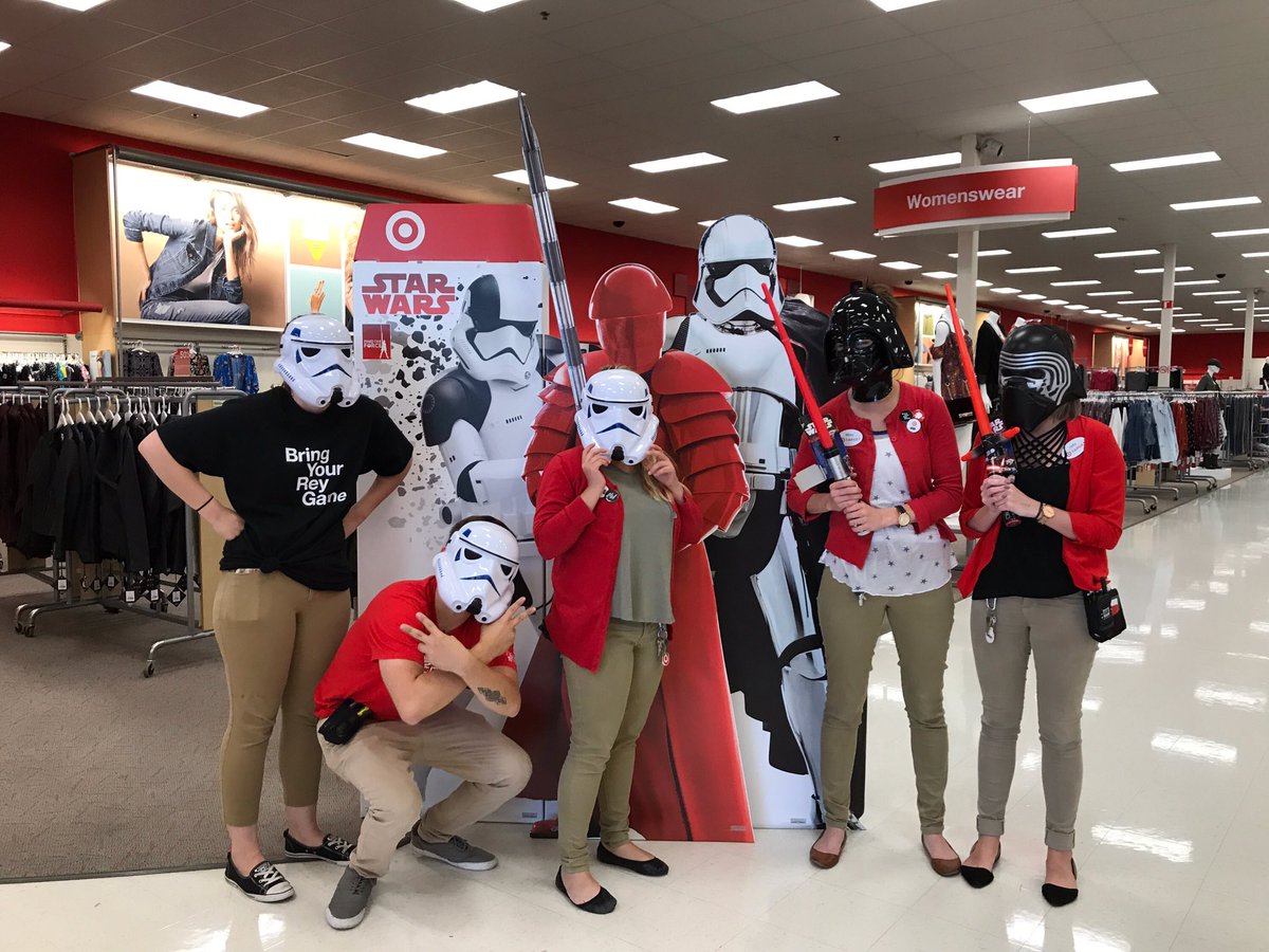 StevenAtTarget's tweet image. Being one with the deals today for #ForceFriday at #T1543!