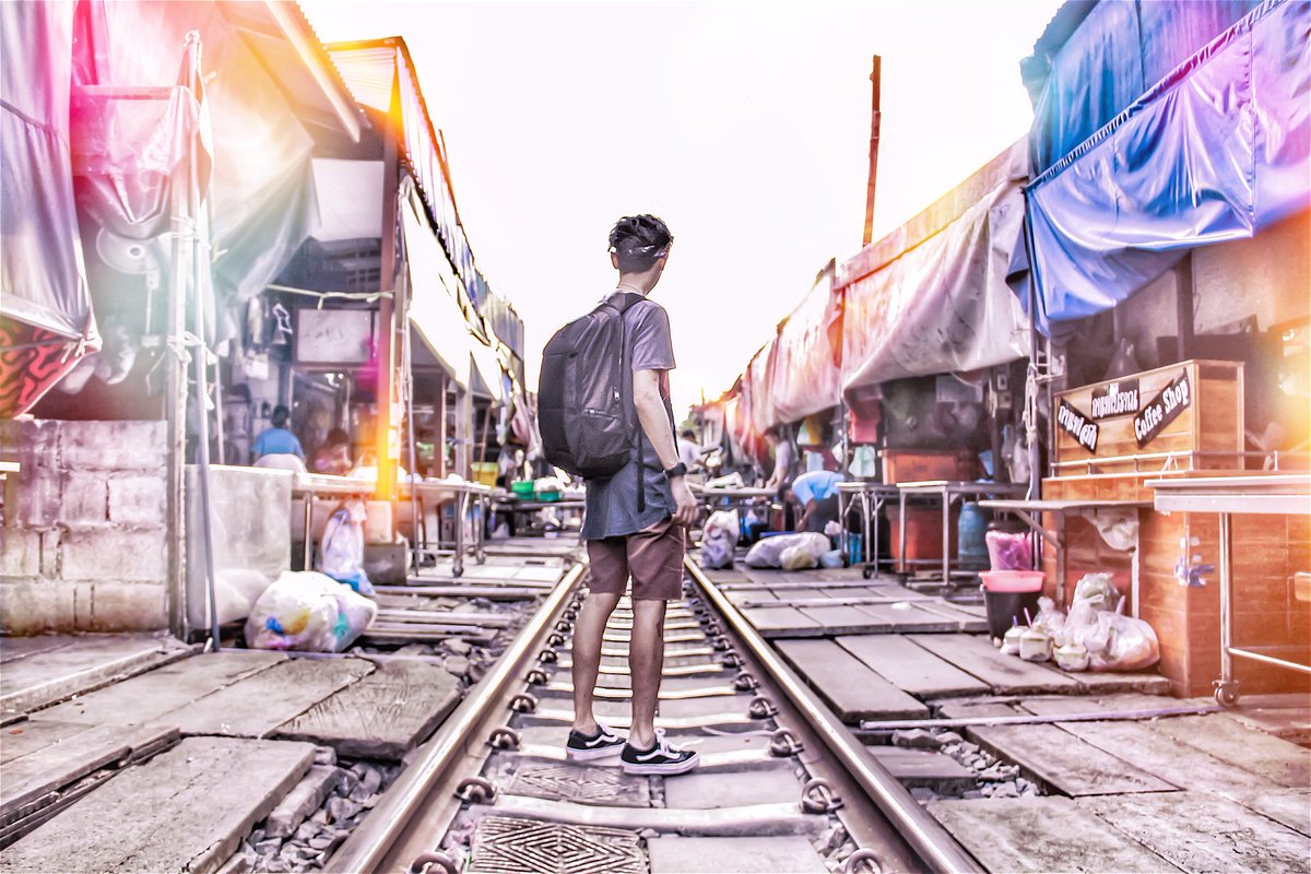 BennyAun's tweet photo. Chaos journey to reach here to get a great shoot for the video and worth it . Sick #adventures! This is #bangkok!! https://t.co/xujsb0WEDG