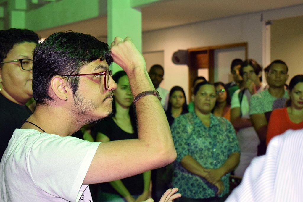 fbvwyden's tweet photo. A Faculdade DeVry João Pessoa passa a oferecer curso de Libras para capacitação de seus professores e colaboradores. #devryjp https://t.co/0LZNc8m9It