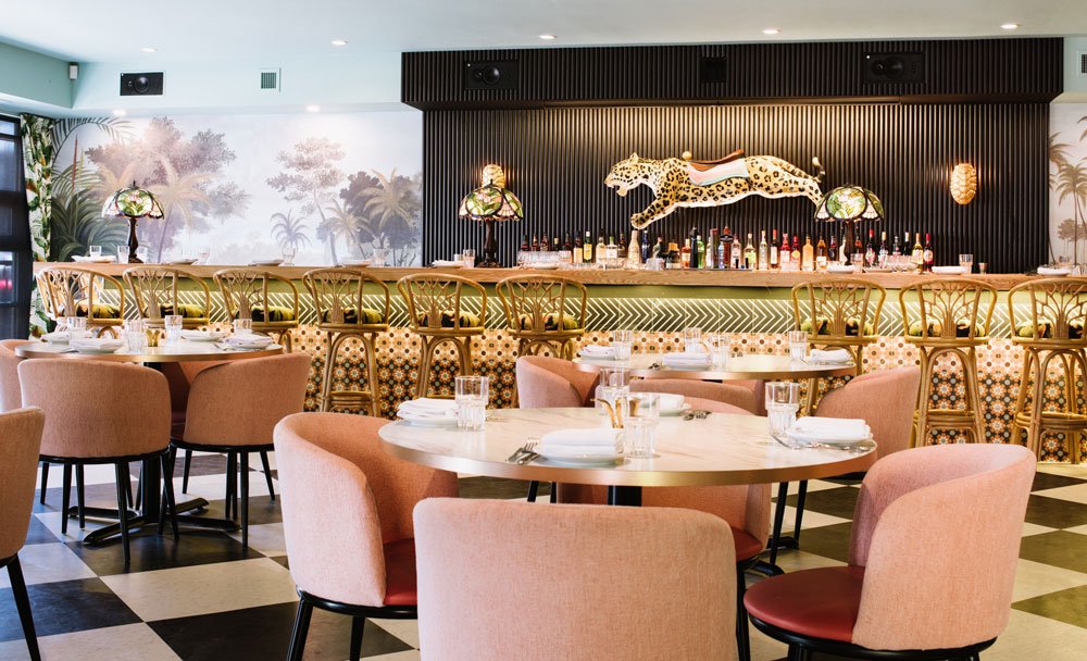 These new Canadian restaurants are worth getting on a plane for (last-minute #longweekend trip?) bit.ly/2xDI6sX #ExploreCanada